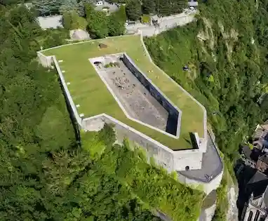 Seilbahn der Zitadelle, die die Stadt mit dem Festungsgipfel verbindet