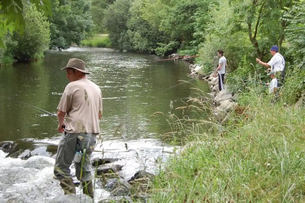Zone Bleue Vresse-sur-Semois - Accès pêcheurs