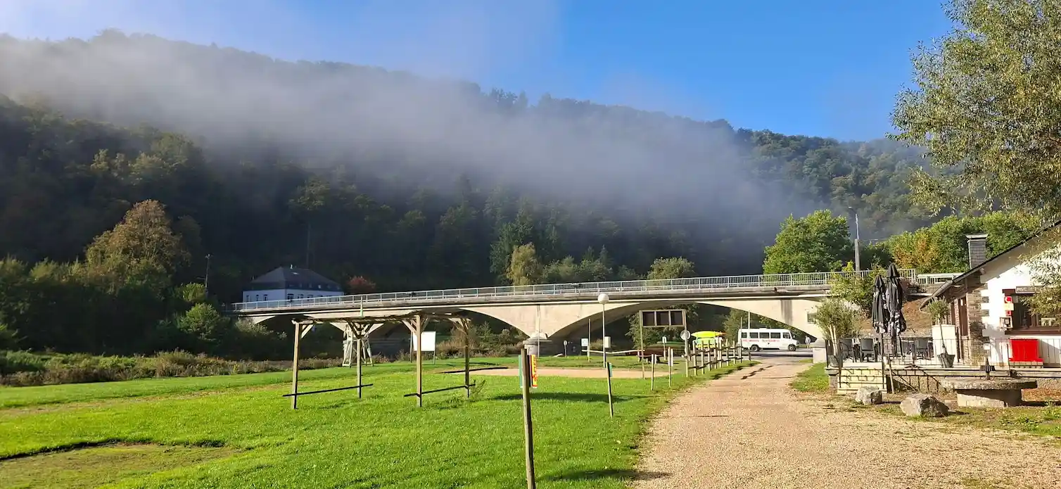 Camperplaatsen camping Semois – stroomaansluitingen Poupehan Bouillon