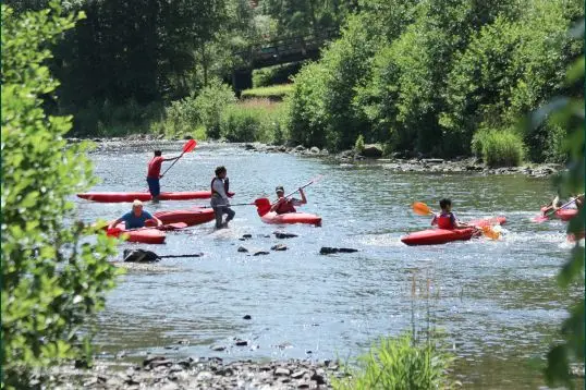 Kajak Salm — Formel Gruppe & Teambuilding