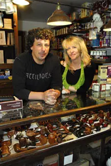 Vue sur la Semois depuis le sentier menant au Pont de Claies