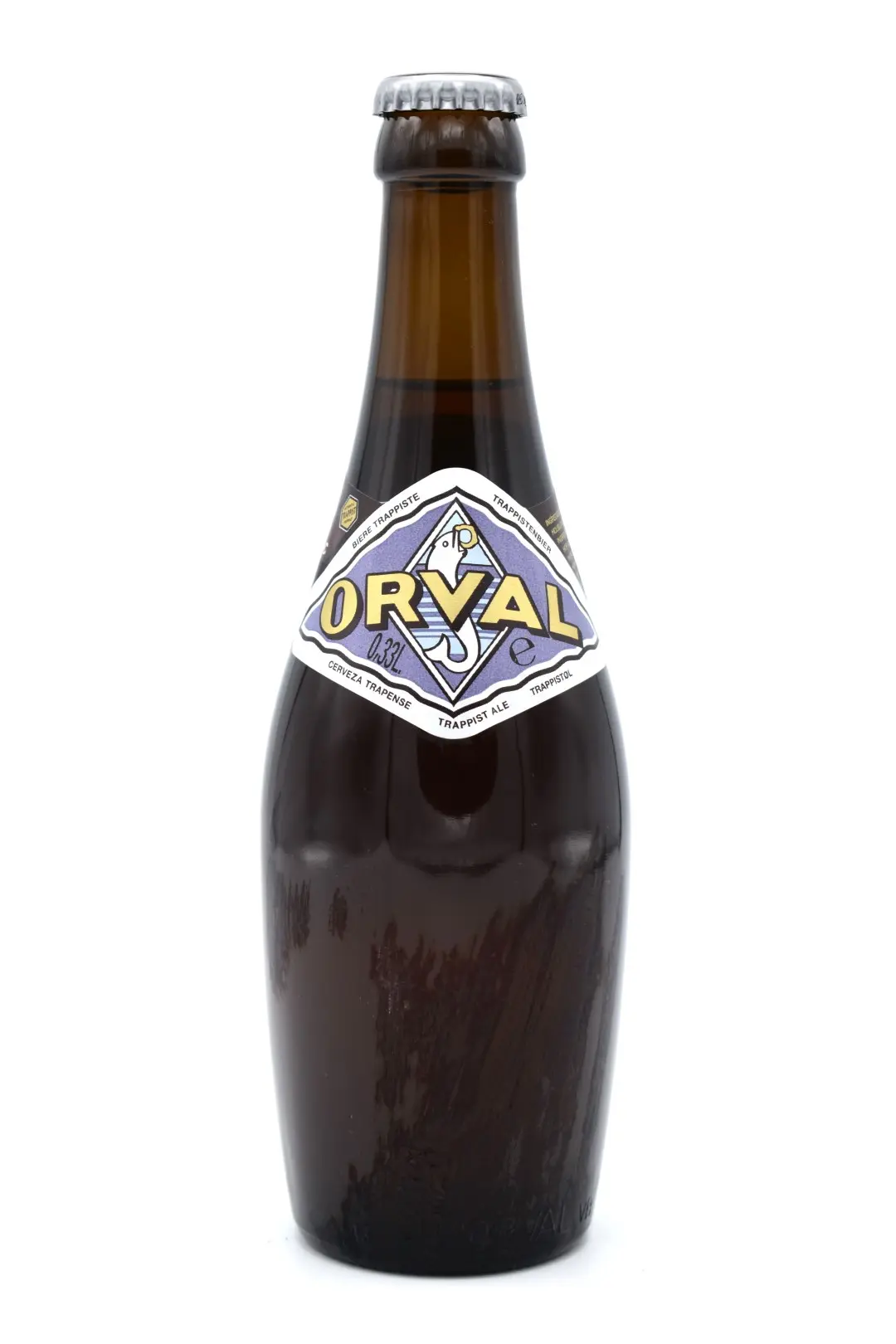 Verre de bière trappiste ambrée Orval avec bouteille